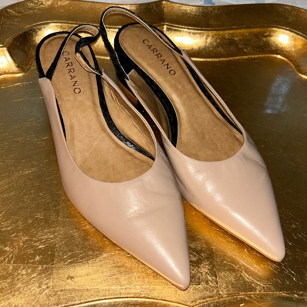 Very Good Condition Carrano Heidi Tan Leather Slingback -Size 8